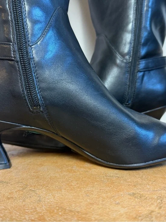 Naturalizer Black Leather Pointed-Toe Knee Boots with Mid Heels - Picture 9 of 13